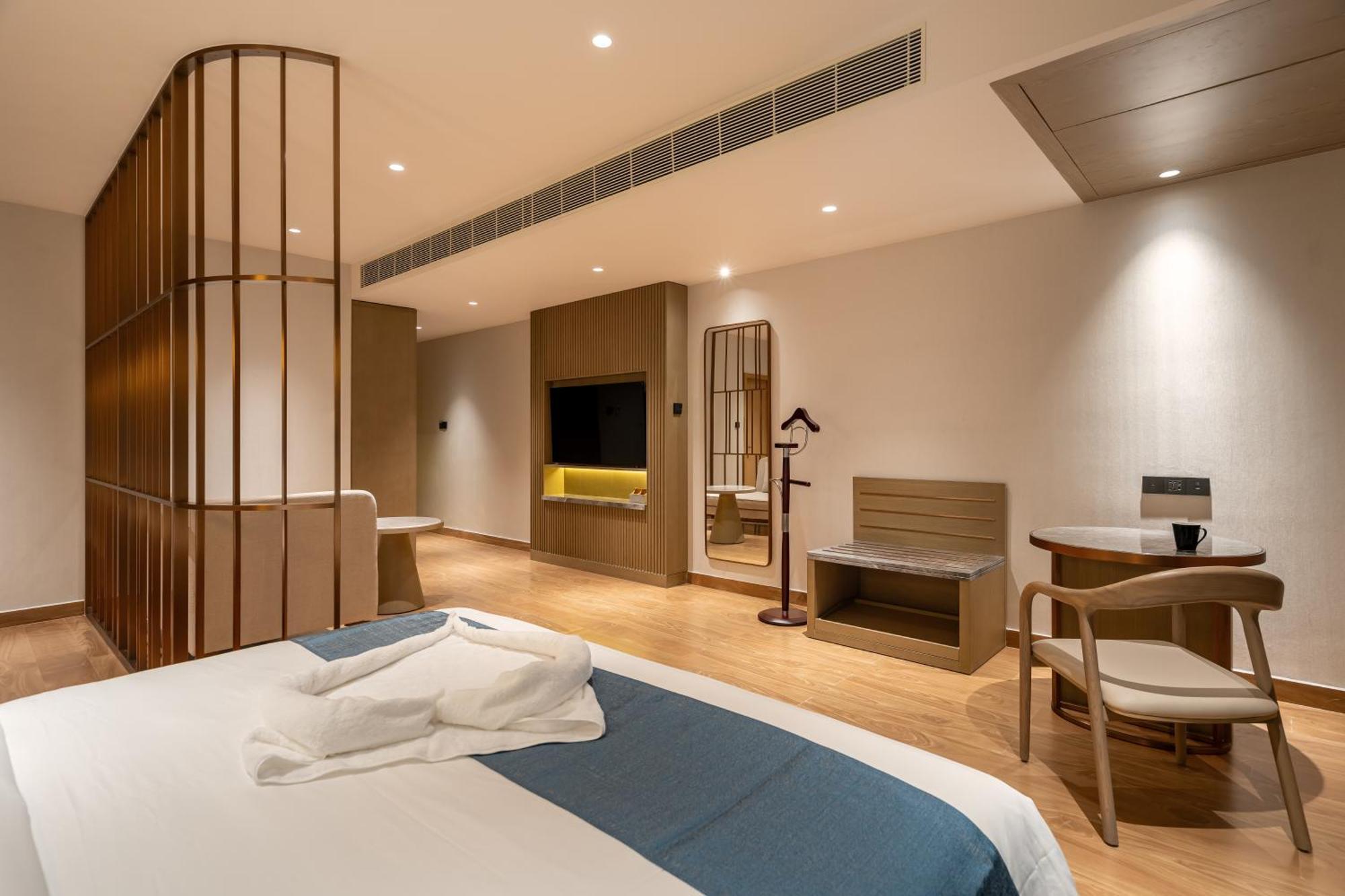 Copper Leaf Hotels, Тирунелвели Экстерьер фото